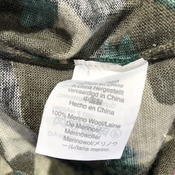 J. Crew 100% Merino Wool Camouflage Crewneck Sweater Small - Picture 6 of 7
